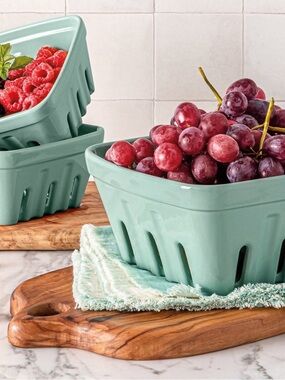 over&back 3-piece Multipurpose Berry Baskets Sage Green NEW IN BOX